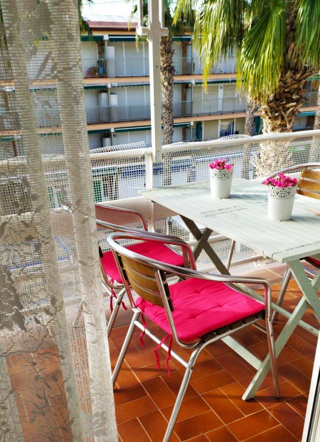 Encantador Apartamento Frente A La Playa De Bara Roda de Bará エクステリア 写真