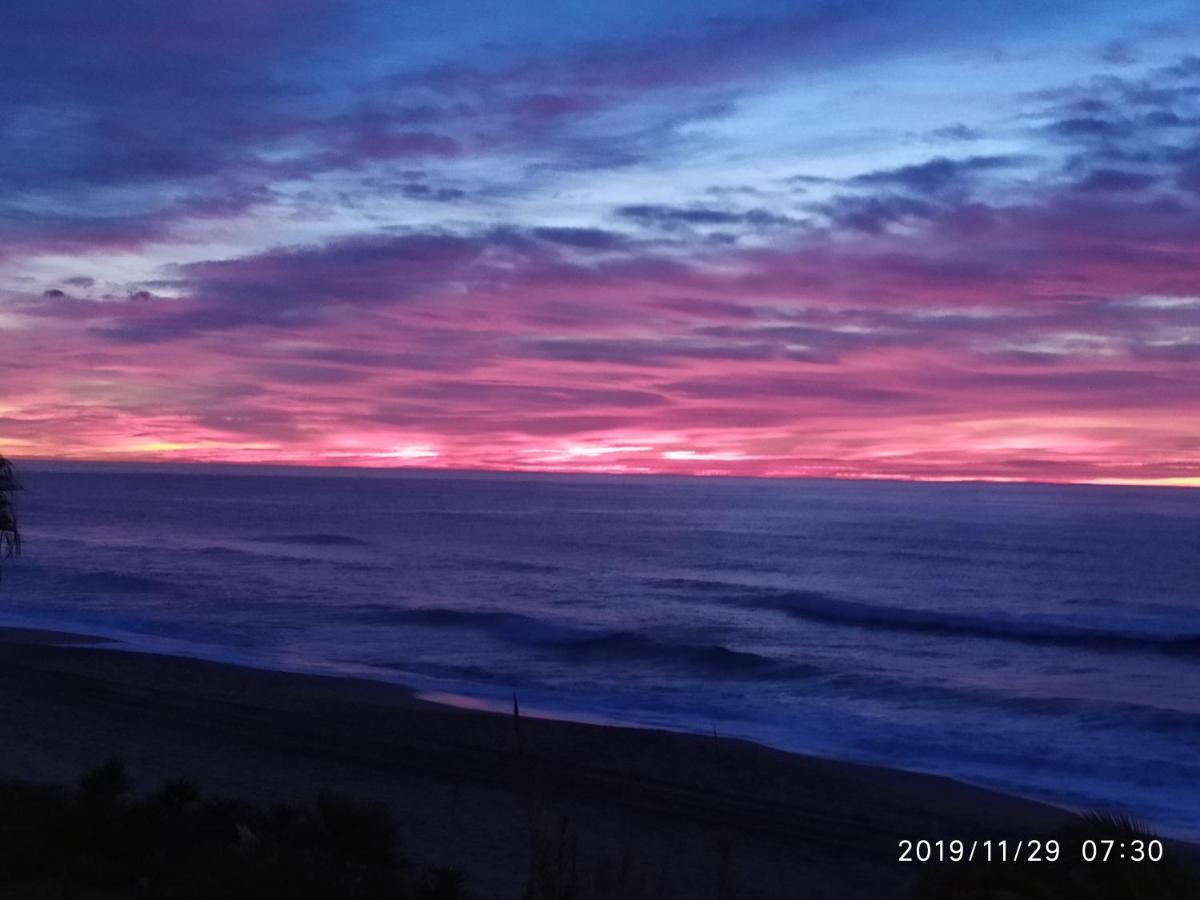 Encantador Apartamento Frente A La Playa De Bara Roda de Bará エクステリア 写真
