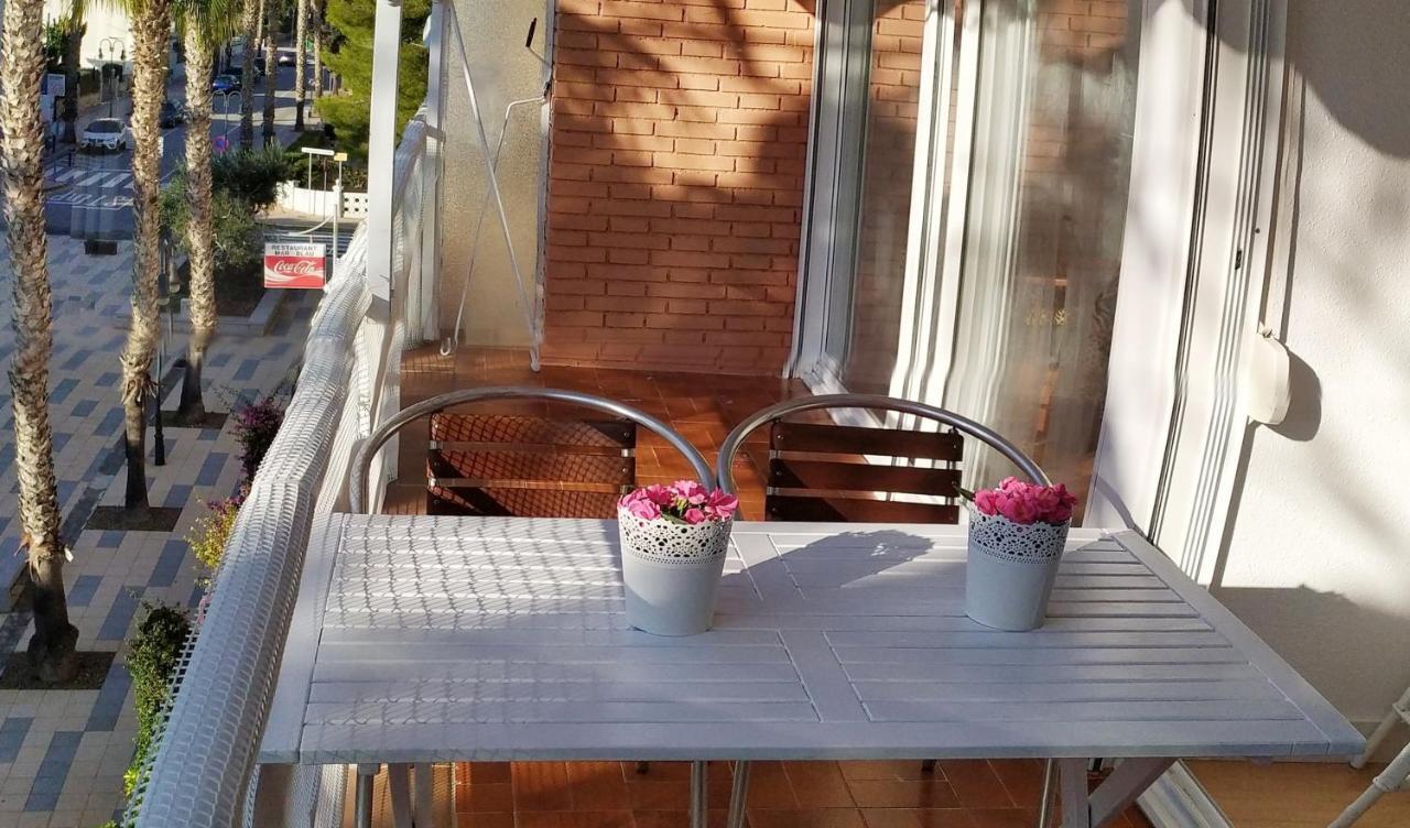 Encantador Apartamento Frente A La Playa De Bara Roda de Bará エクステリア 写真