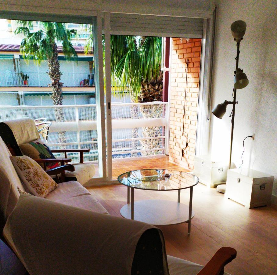 Encantador Apartamento Frente A La Playa De Bara Roda de Bará エクステリア 写真
