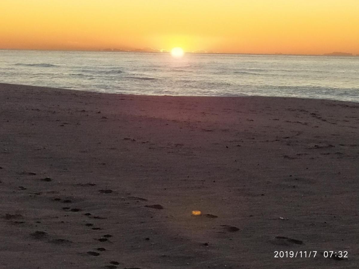 Encantador Apartamento Frente A La Playa De Bara Roda de Bará エクステリア 写真